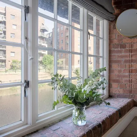 Chocolets - The Cacao Suite York Exterior photo