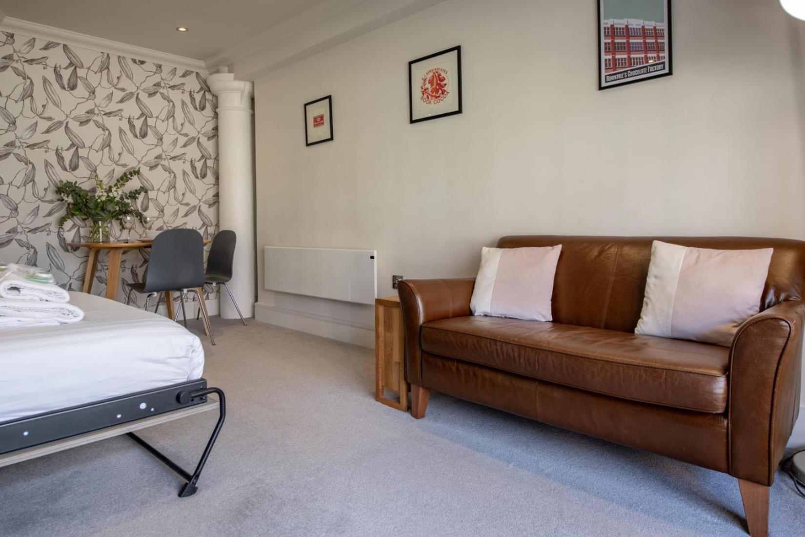 Chocolets - The Cacao Apartment York